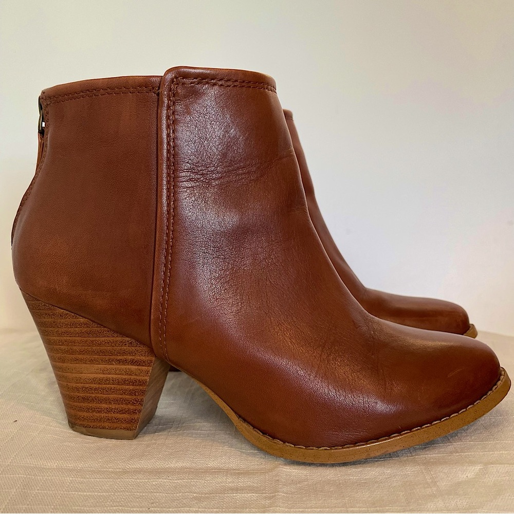 Splendid Roland Ankle Bootie. 7.5